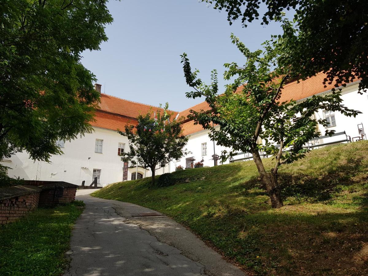 Fado Apartments Lendava Extérieur photo