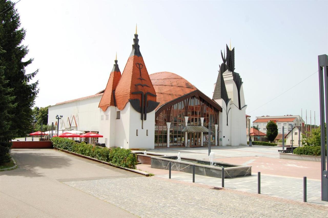 Fado Apartments Lendava Extérieur photo