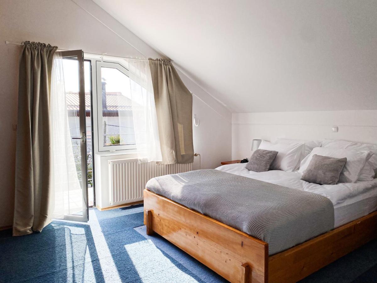 Fado Apartments Lendava Extérieur photo